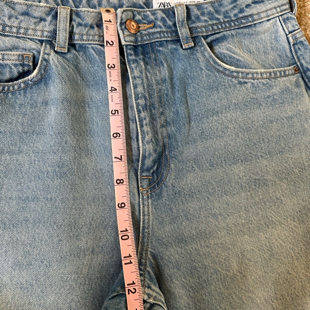 ZARA High-Waisted Mom Jeans Light Wash Denim - Picture 7 of 8